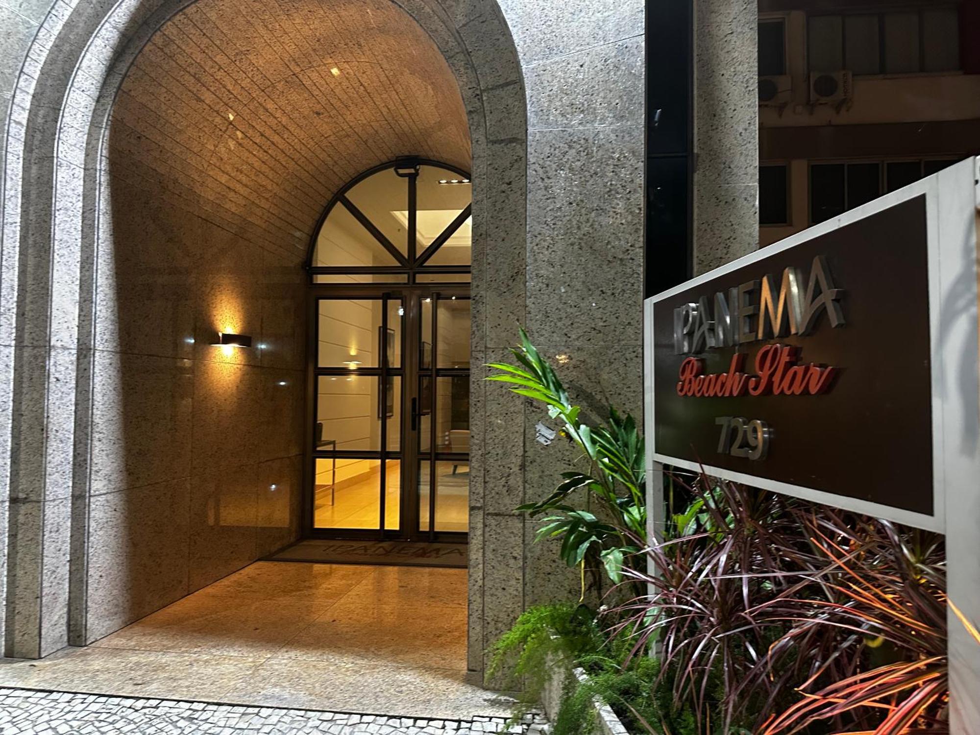 Elegant Ipanema By The Apartemen